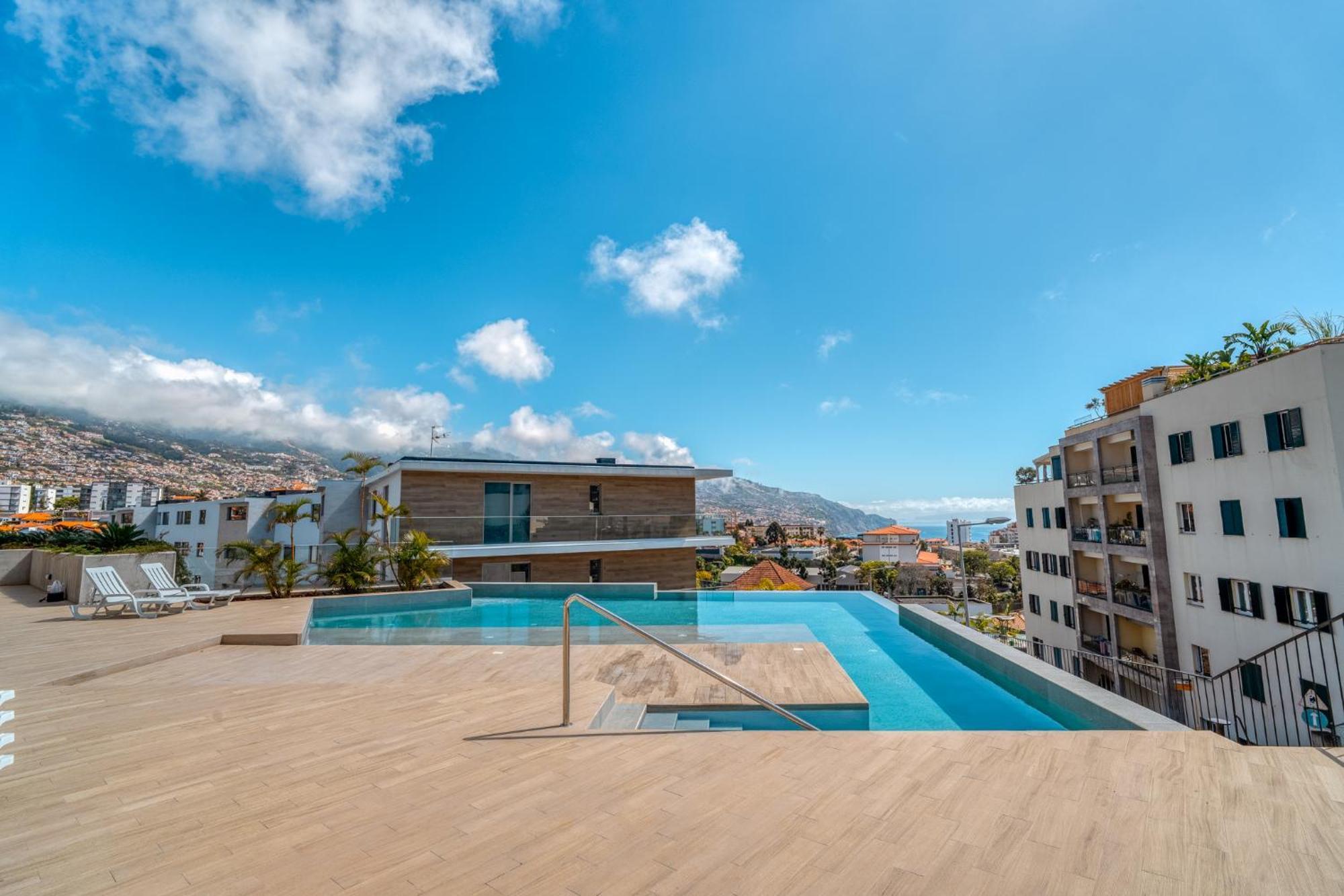 The Pink Palm Apartment Funchal  Buitenkant foto